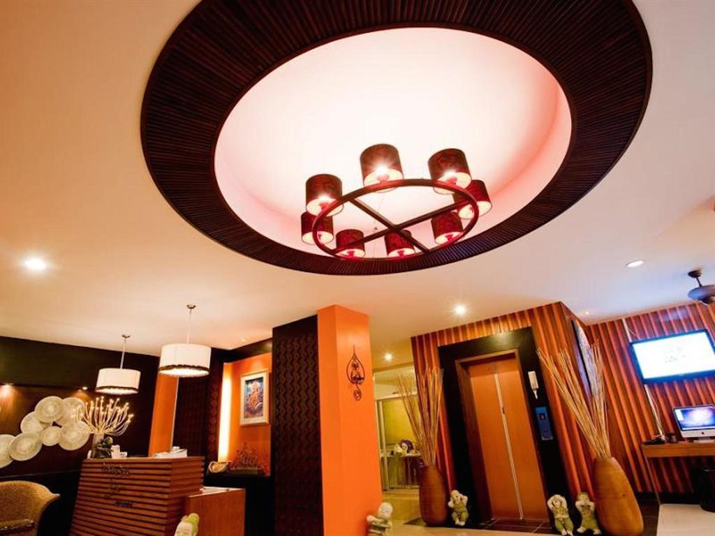 Deva Suites Patong Phuket Bagian luar foto