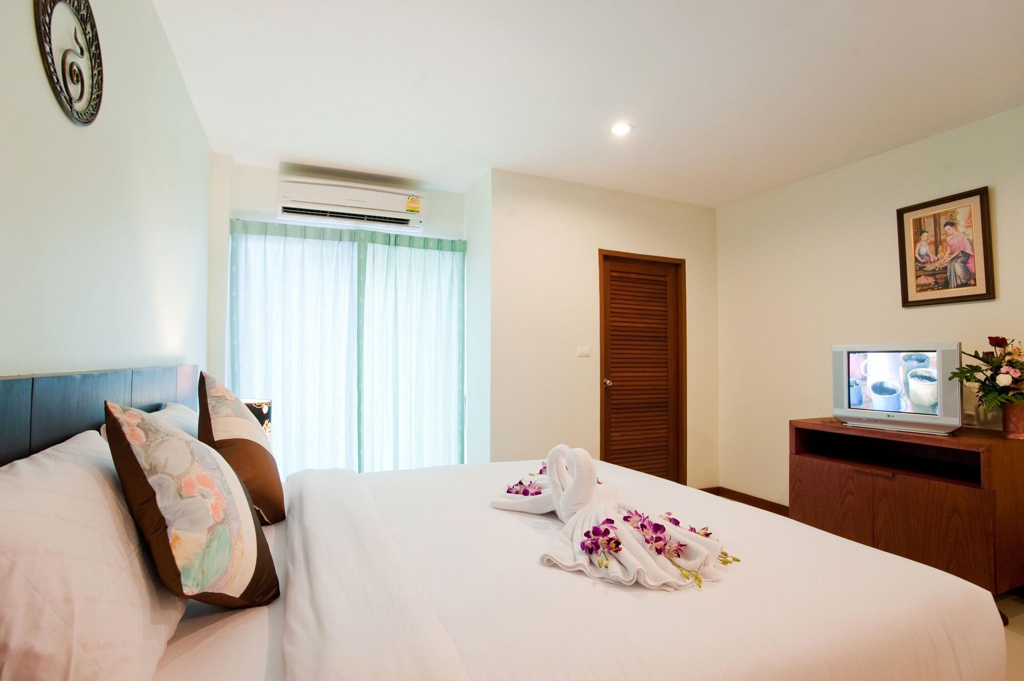 Deva Suites Patong Phuket Bagian luar foto