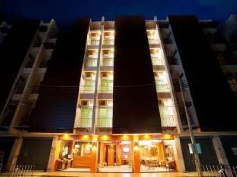 Deva Suites Patong Phuket Bagian luar foto