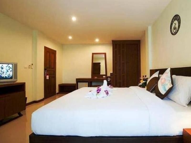 Deva Suites Patong Phuket Bagian luar foto