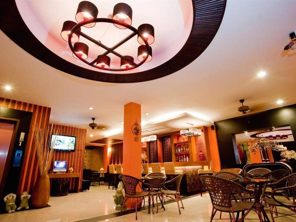 Deva Suites Patong Phuket Bagian luar foto