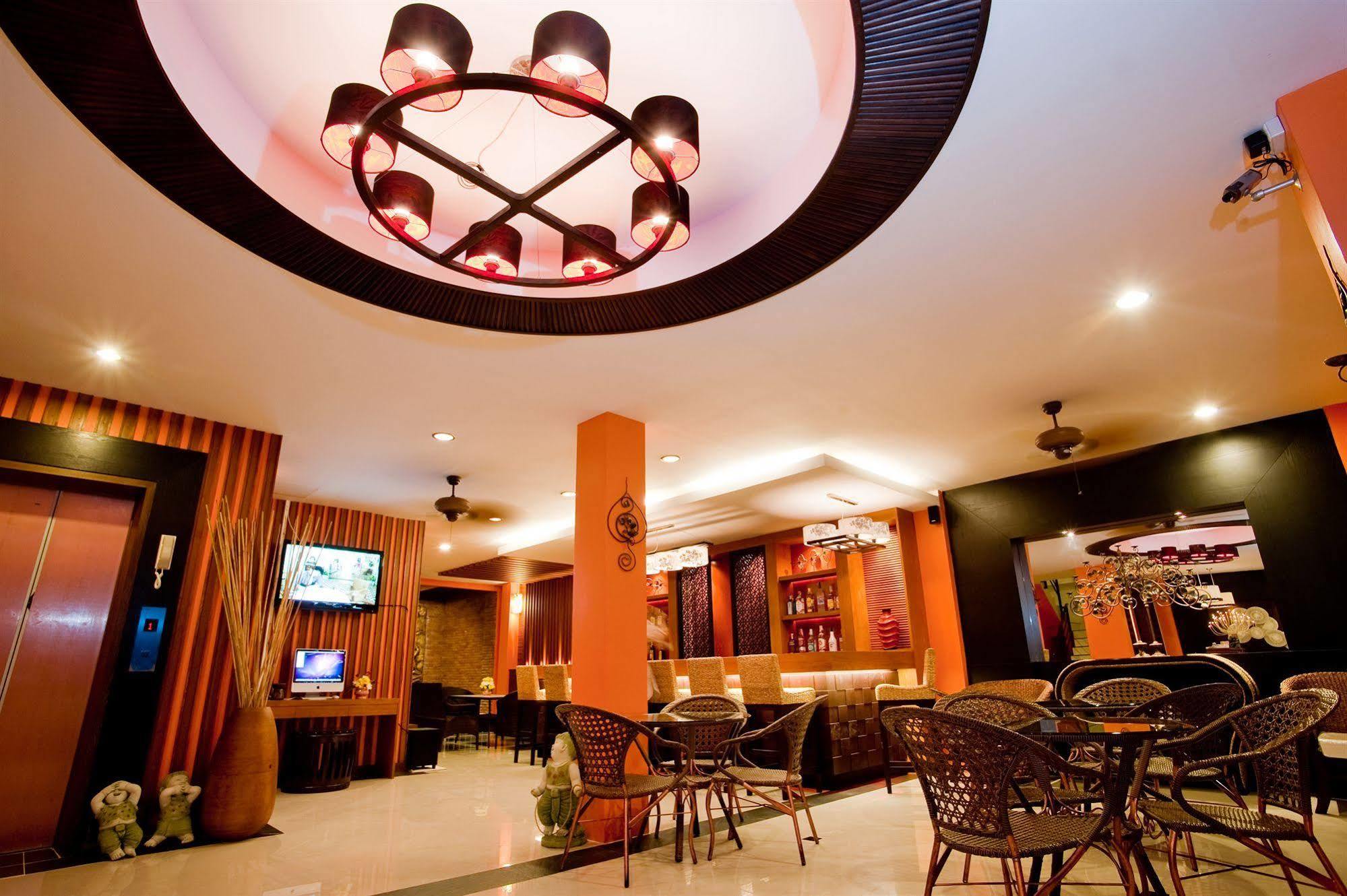 Deva Suites Patong Phuket Bagian luar foto