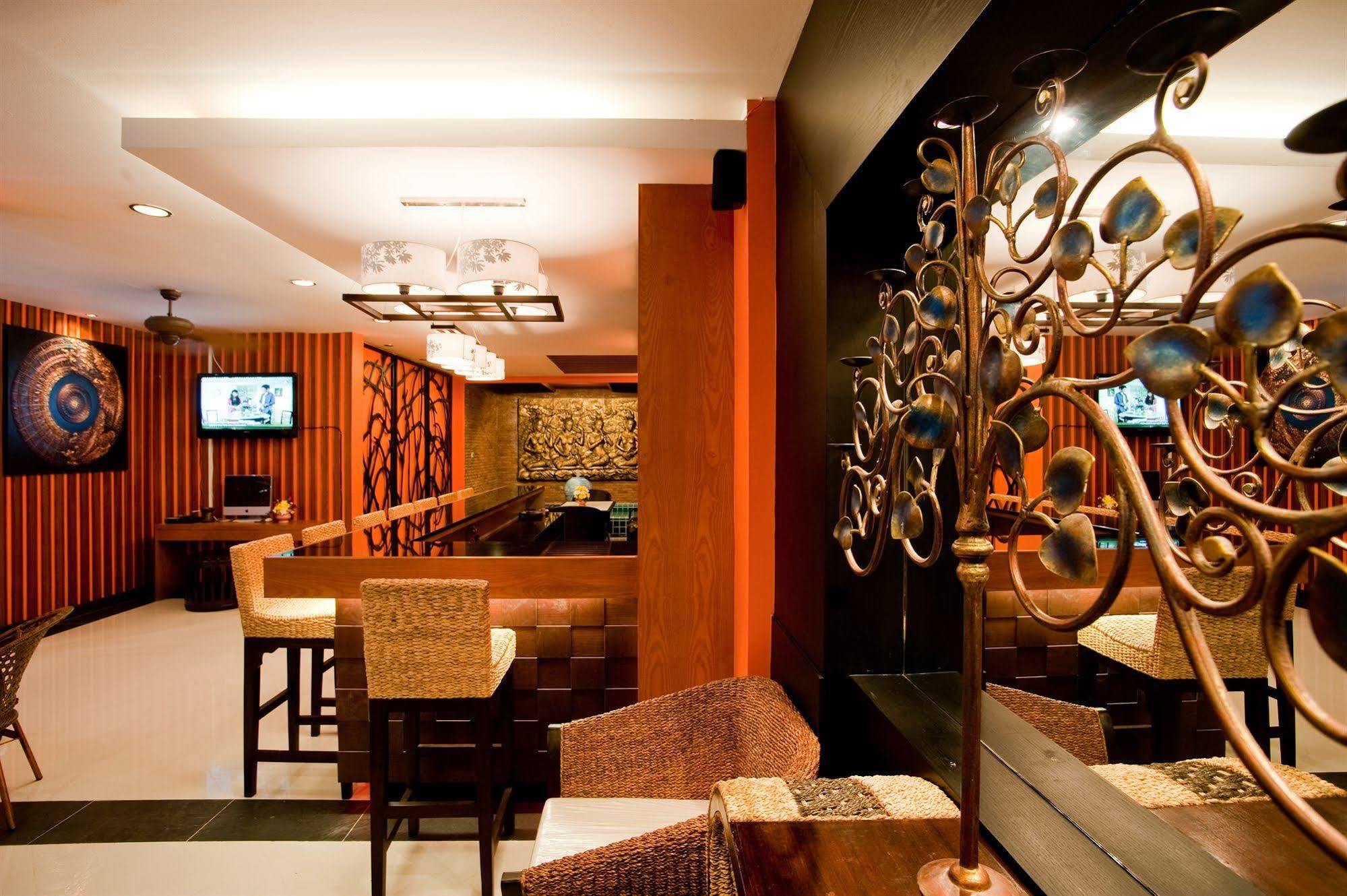 Deva Suites Patong Phuket Bagian luar foto