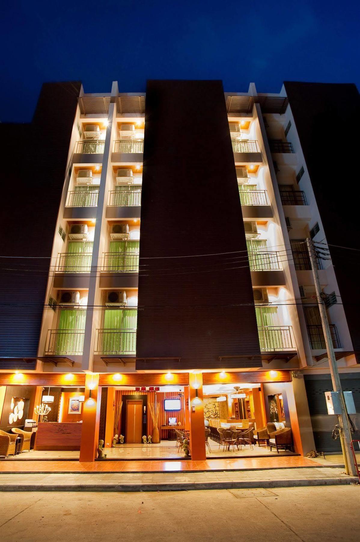 Deva Suites Patong Phuket Bagian luar foto